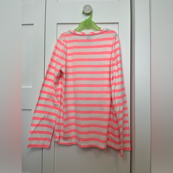 Hi, selling this adorable long sleeve shirt in size XXL. - Picture 2 of 4